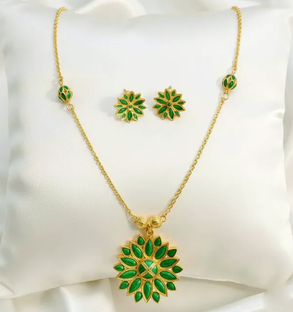 BG_GOLD_Assamese_Traditional_Copper_Based_Green__Ful_Ball_Chain_Jewellery_SET