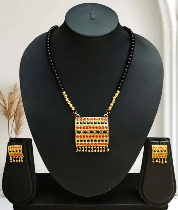 Assamese_Traditional_Copper_Based_Red_Black_Biscuit_Design_Jewellery_Set