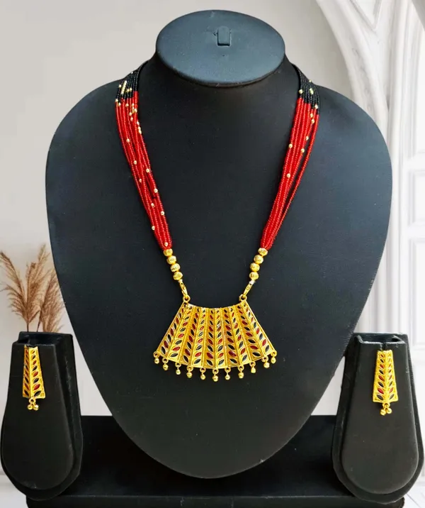 Assamese_Traditional_Copper_Based_Red_Black_Dhansura_Jewellery_Set