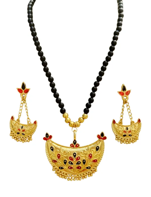 Assamese_Traditional_Copper_Based_Red_Black_Junbiri_Moni_Tassel_Jewellery_Set