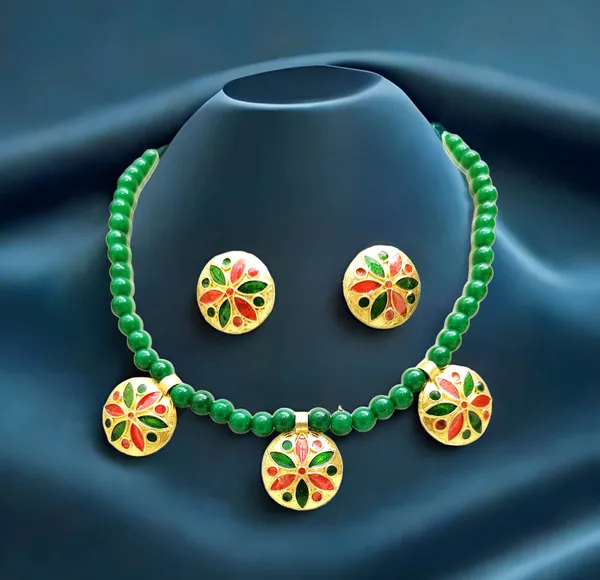 Assamese_Traditional_Copper_Based_Red_Green_Meenakari_Golpata_Set