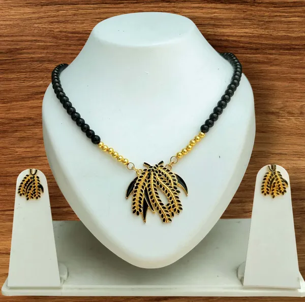 Assamese_Traditional_Copper_Based_Black_Kopou_Phool_Mini_Tassel_Jewellery_Set
