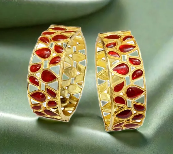 BG_GOLD_Assamese_Traditional_Copper_Based_Red_Meenakari_Bangle_SET