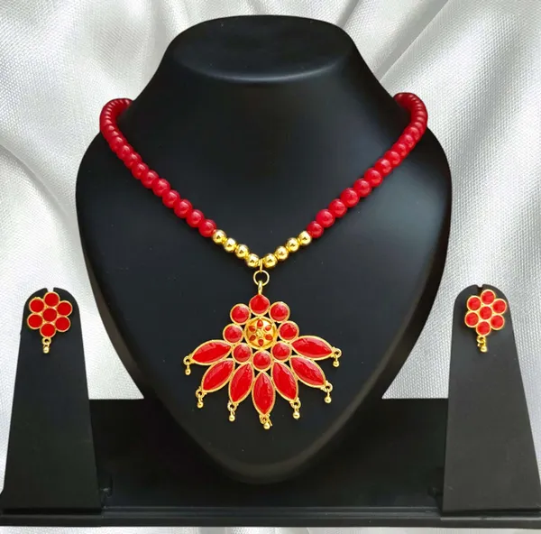 Assamese_Traditional_Copper_Based_Red_Meenakari_Locket_Moni_Tassel_Jewellery_Set