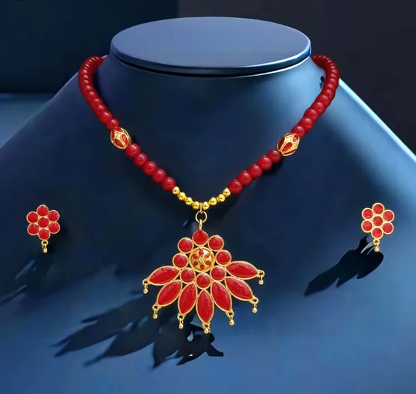 Assamese_Traditional_Copper_Based_Red_Meenakari_Locket_Ball_Moni_Tassel_Jewellery_Set