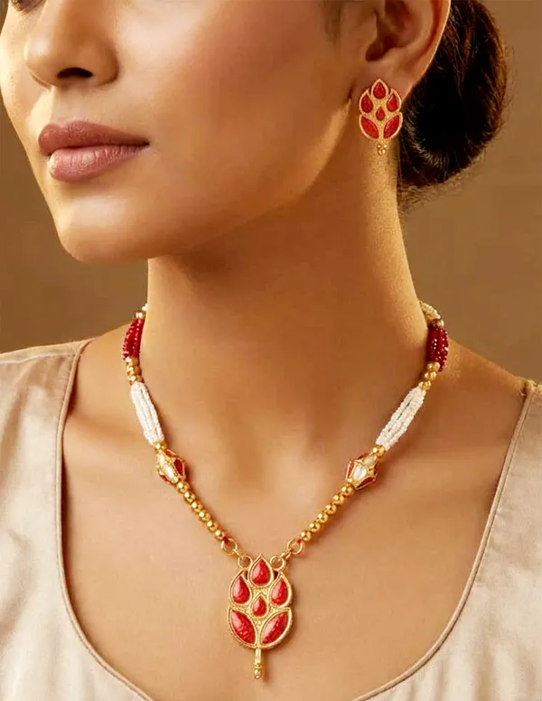 BG_GOLD_Assamese_Traditional_Copper_Based_Red-White__Patti_Monimala_Tassel__Jewellery_Set