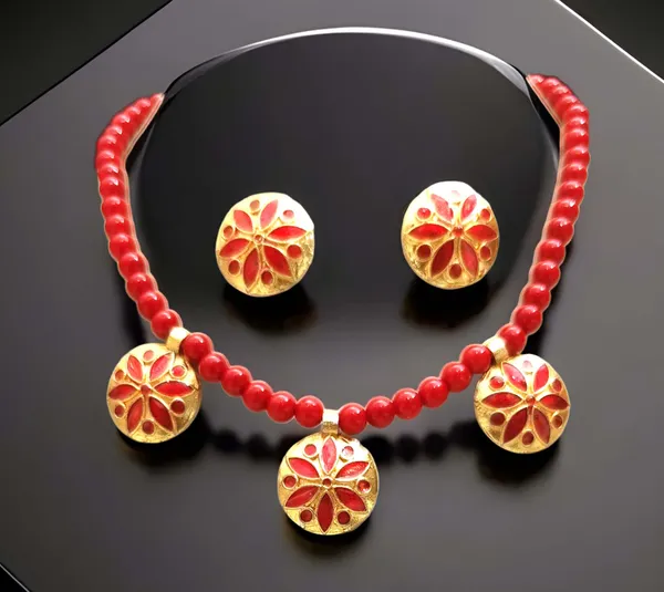 Assamese_Traditional_Copper_Based_Red_Meenakari_Golpata_Set