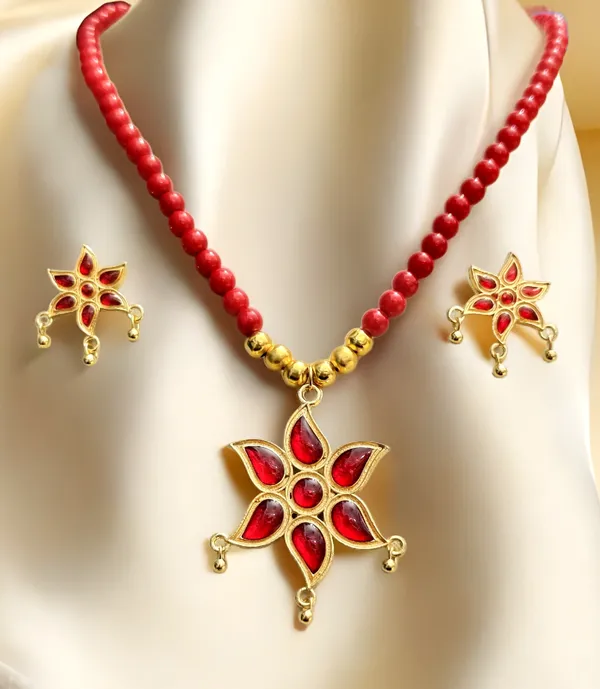 Assamese_Traditional_Copper_Based_Star_With_Red_Moti_Jewellery_Set
