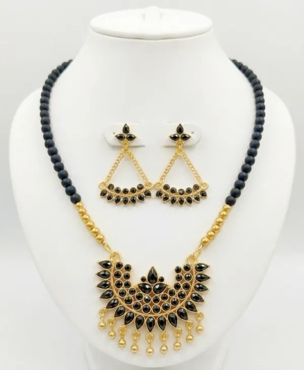 BG_GOLD_Assamese_Traditional_Copper_Based__Black_Junbiri_Moni_Tassel_Jewellery