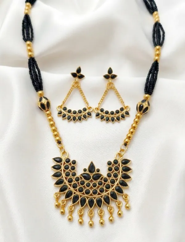 BG_GOLD_Assamese_Traditional_Copper_Based__Black_Junbiri_Monimala_Tassel_Jewellery
