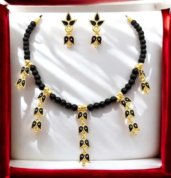 Assamese_Traditional_Copper_Based_Black_Leaf_Design_Golpata_Jewellery_Set