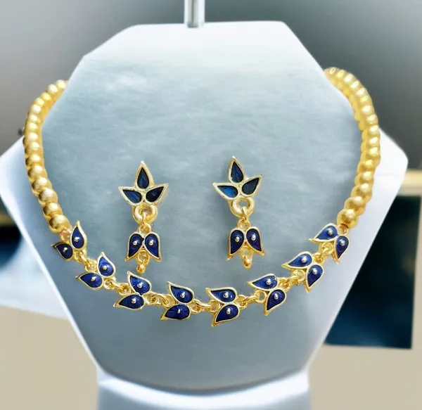 Assamese_Traditional_Copper_Based_Blue_Leaf_Design_With_Golden_Ball_Golpata_Jewellery_Set