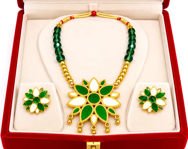 BG_GOLD_Assamese_Traditional_Copper_Based__Green_White_Ful_Green_Ball_Jewellery_Set