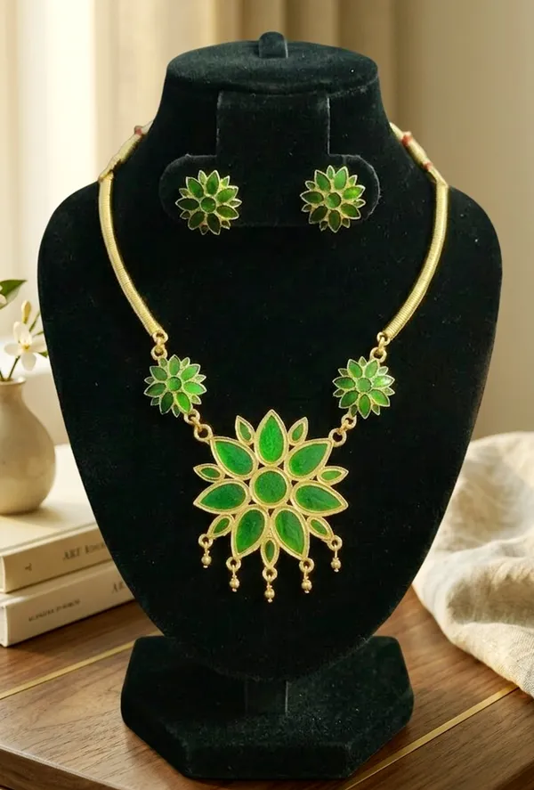 BG_GOLD_Assamese_Traditional_Copper_Based__Green__Ful_Pipe_Jewellery_Set