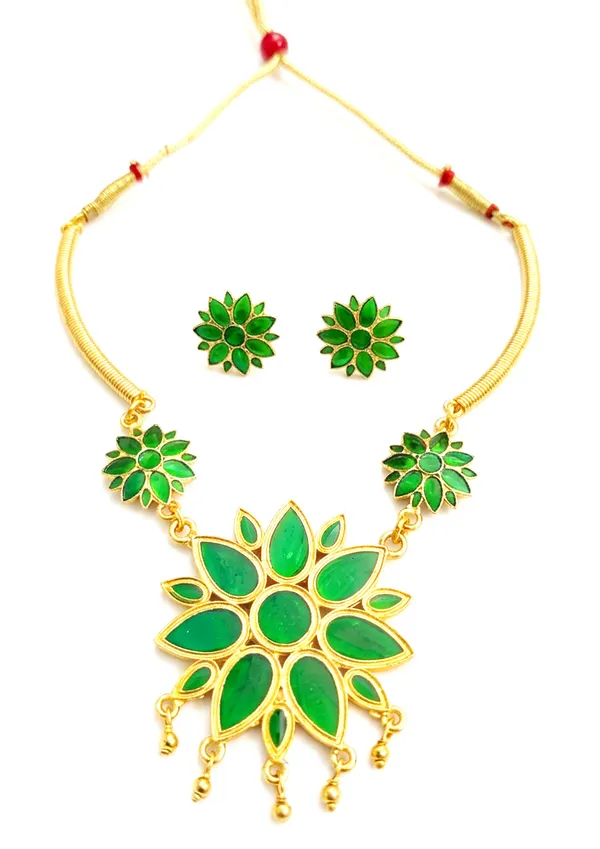BG_GOLD_Assamese_Traditional_Copper_Based__Green__Ful_Pipe_Jewellery_Set