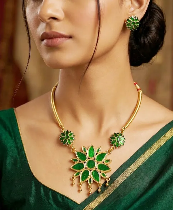 BG_GOLD_Assamese_Traditional_Copper_Based__Green__Ful_Pipe_Jewellery_Set