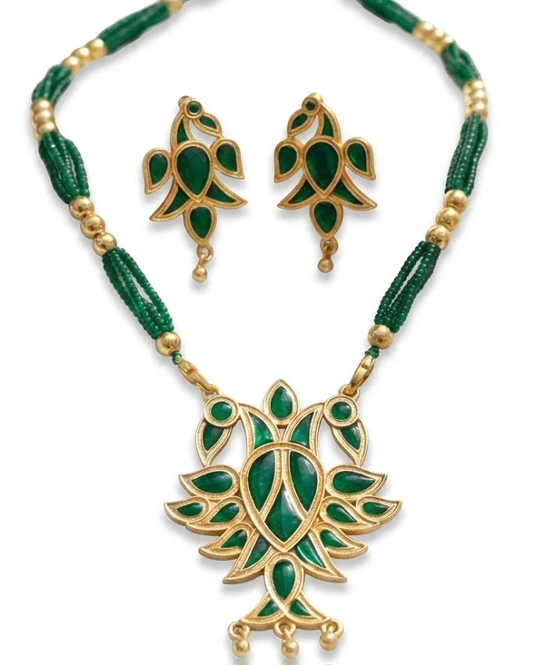 BG_GOLD_Assamese_Traditional_Copper_Based__Green__Henpata__Red__Tassel__Jewellery_Set