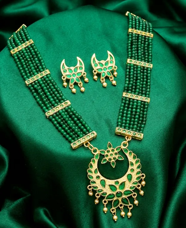 BG_GOLD_Assamese_Traditional_Copper_Based__Green__Jun_Moti_Tassel_Jewellery_Set
