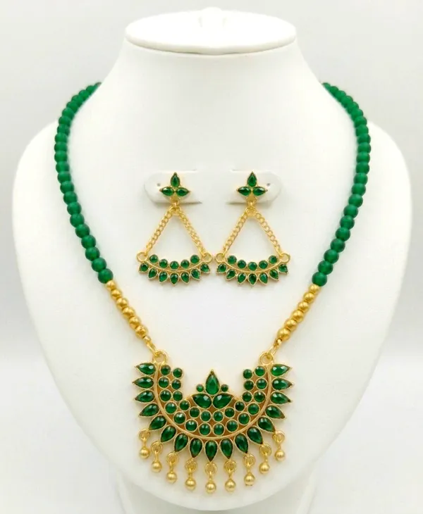 BG_GOLD_Assamese_Traditional_Copper_Based__Green__Junbiri_Moni_Tassel_Jewellery
