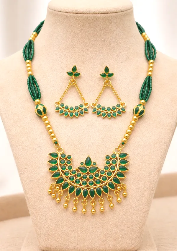 BG_GOLD_Assamese_Traditional_Copper_Based__Green__Junbiri_MonimalaTassel_Jewellery