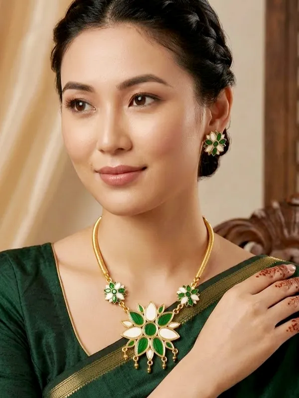 BG_GOLD_Assamese_Traditional_Copper_Based__Green_-_white_Ful_Pipe_Jewellery_Set