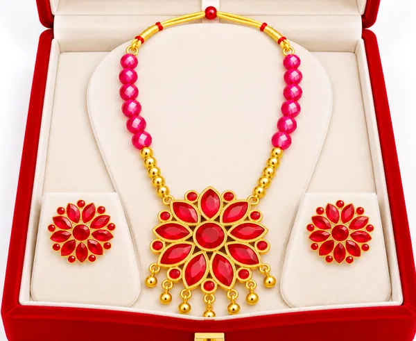 BG_GOLD_Assamese_Traditional_Copper_Based__Red_Ful__Pink_Ball_Jewellery_Set