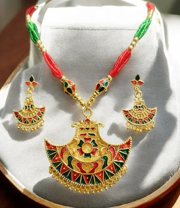 BG_GOLD_Assamese_Traditional_Copper_Based__Red_Green__Meenakari_2_Ball_Tassel_Jewellery_Set