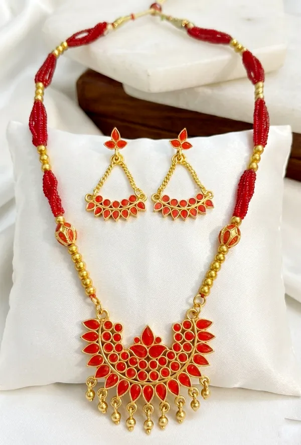 BG_GOLD_Assamese_Traditional_Copper_Based__Red_Junbiri_Monimala_Tassel_Jewellery