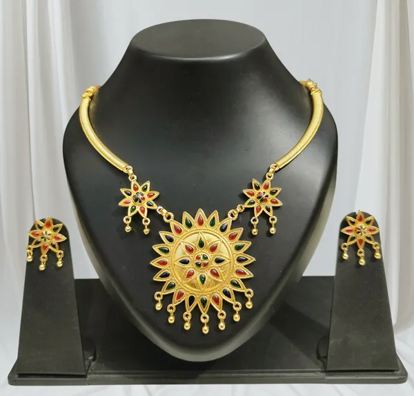 Assamese_Traditional_Copper_Based_Sunflower-Shaped_Multi_Jewellery_Set