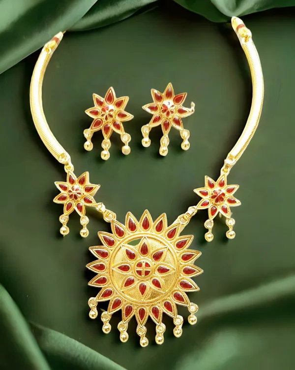 Assamese_Traditional_Copper_Based_Sunflower-Shaped_Red_Jewellery_Set