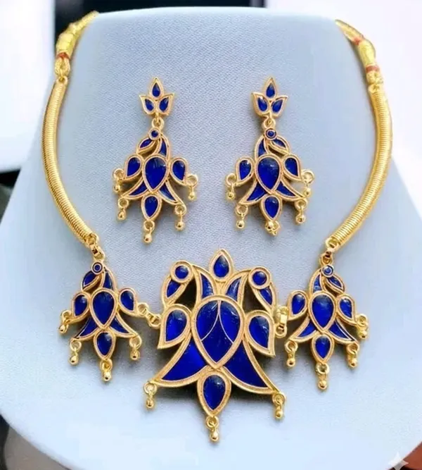 BG_GOLD_Assamese_Traditional_Copper_Blue_Meenakari_Henpata_Pipe_Jewllery_Set