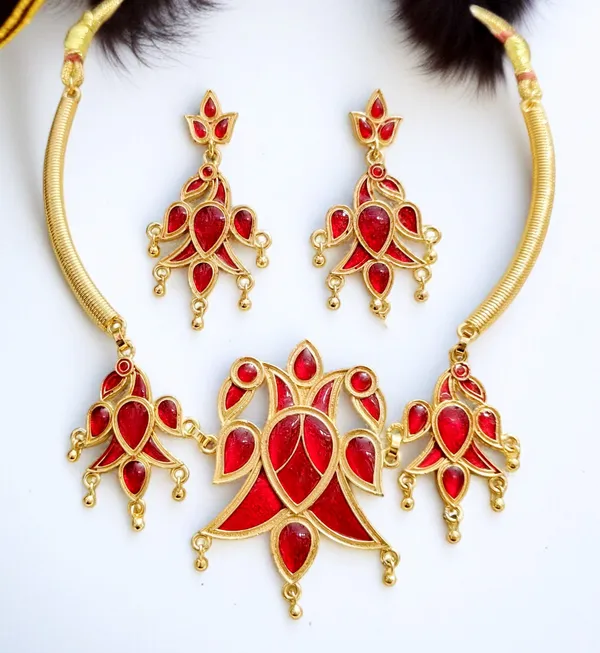 Assamese_Traditional_Copper_Red_Meenakari_Henpata_Pipe_Jewllery_Set