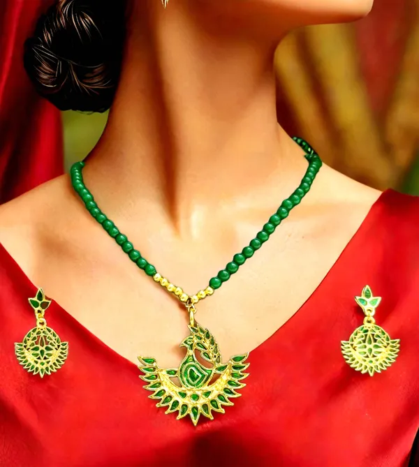 Assamese_Traditional_Green_Meenakari_Mayur_Design_Monitassel_Jewellery_Set