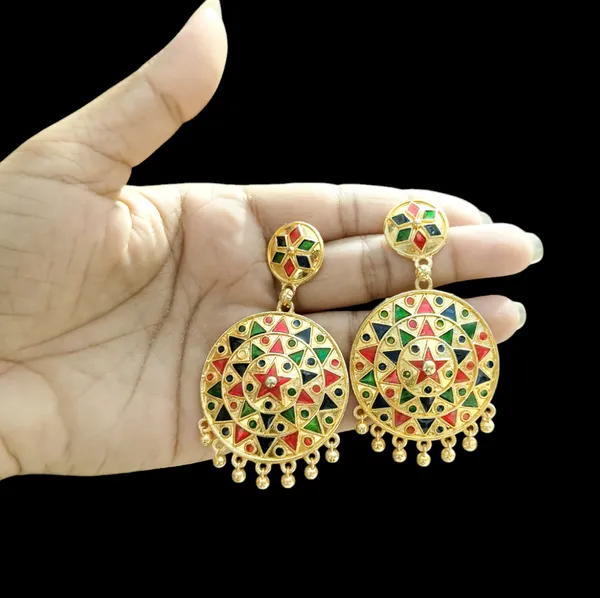 Assamese_Traditional_Mult_Big_Japi_With_Goti_Chain