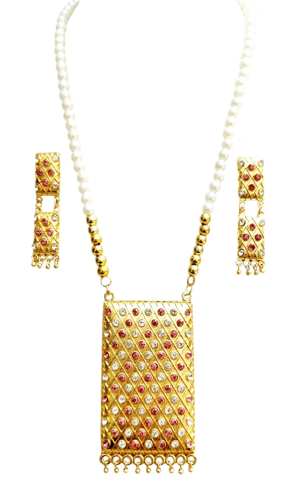 Assamese_Traditional_Pink-White_Stone_Biskut_White_Mini_Tassel_Set