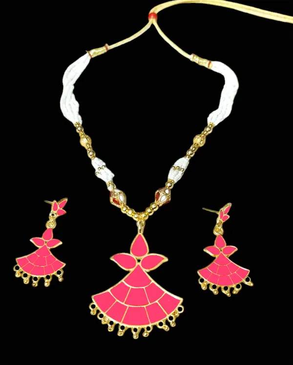 Assamese_Traditional_Pink_Locket_Ball_Jewellery_Set