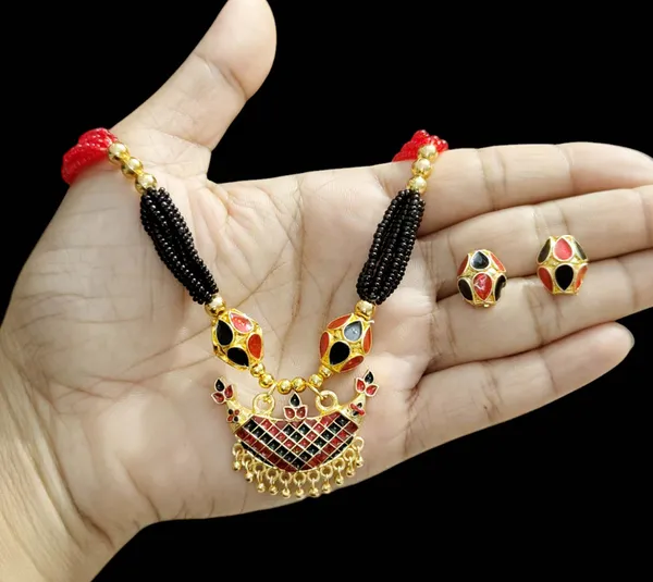 Assamese_Traditional_Red_Black_Copper_Based_Junbiri_Monimala_Tassel_Jewellery_Set