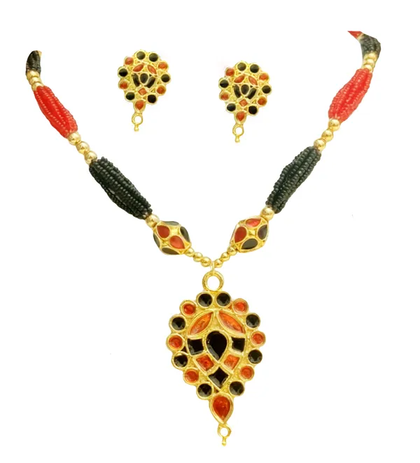 Assamese_Traditional_Red_Black_Dugdugi_Monimala_Tassel_Jewellery_Set