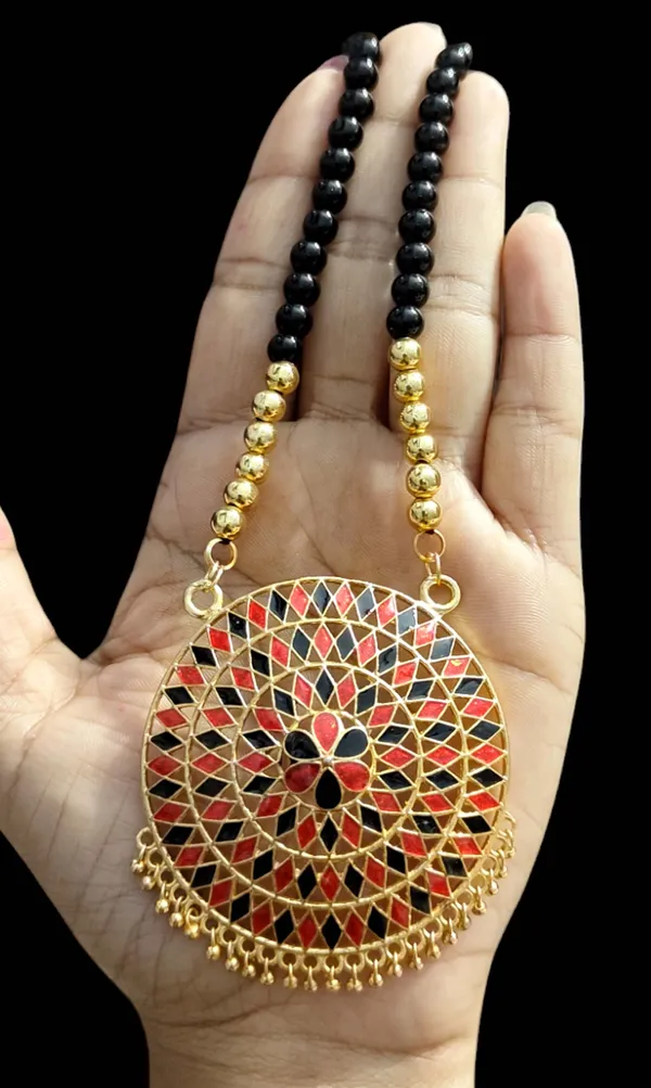 Assamese_Traditional_Red_Black_Japi_Moni_Tassel_Jewellery_Set