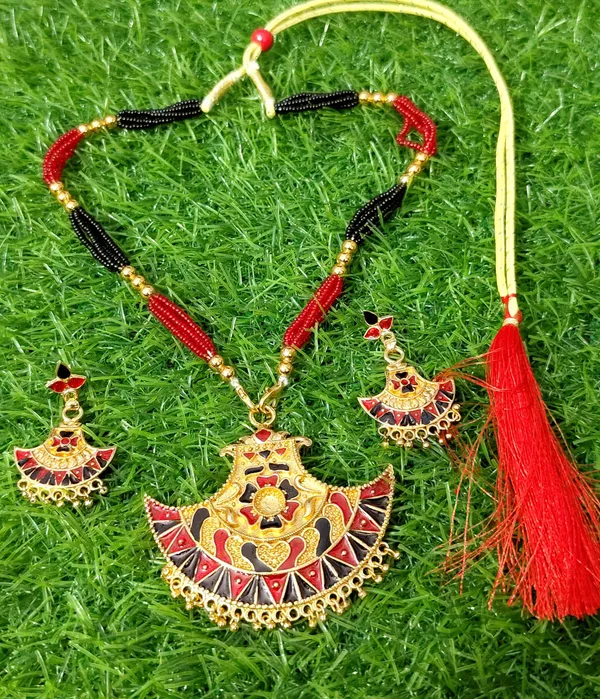 Assamese_Traditional_Red_Black_Meenakari_Jewellery_Set