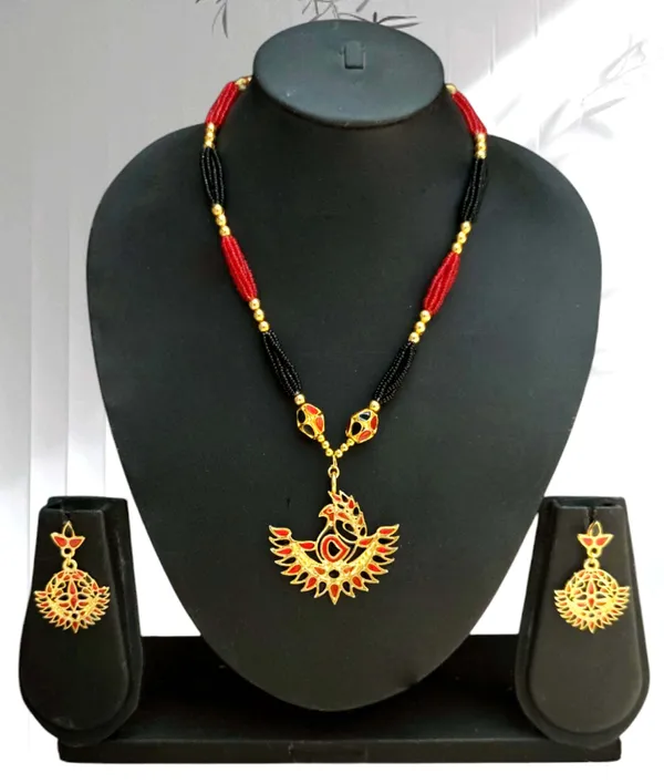 Assamese_Traditional_Red_Black_Meenakari_Mayur_Design_Ball_Tassel_Jewellery_Set