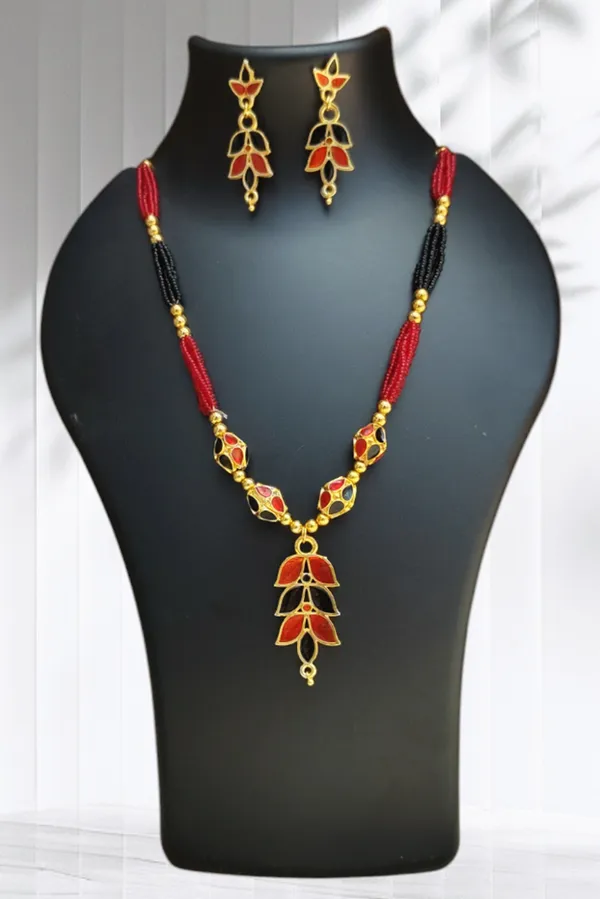 Assamese_Traditional_Red_Black_Patti_4Monimala_Tassel_Jewellery_Set