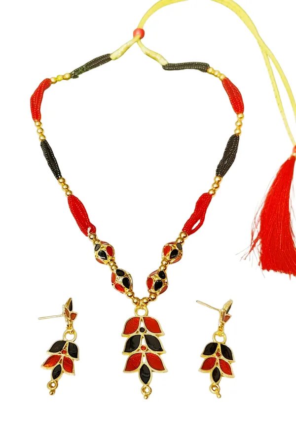 Assamese_Traditional_Red_Black_Patti_4Monimala_Tassel_Jewellery_Set