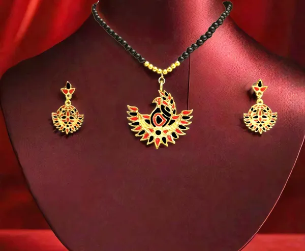 Assamese_Traditional_Red_Black_Meenakari_Mayur_Design_Monitassel_Jewellery_Set