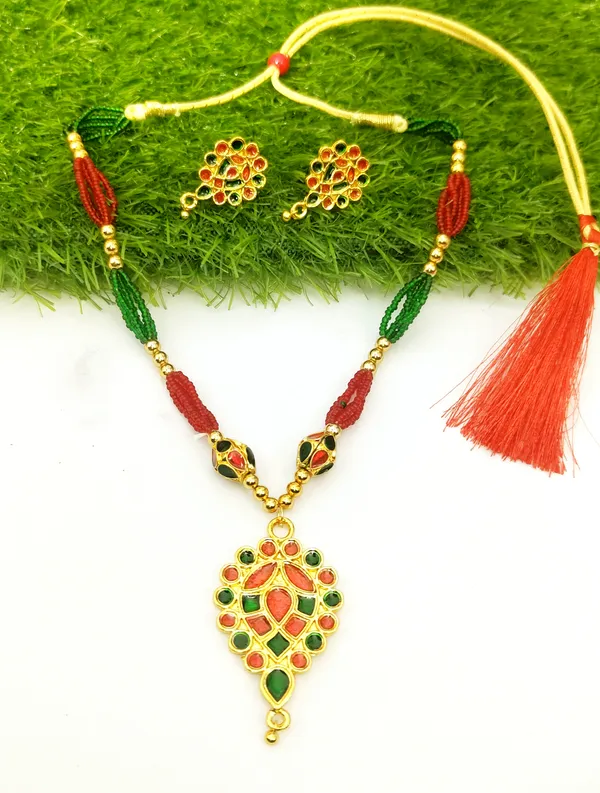 Assamese_Traditional_Red_Green_Dugdugi_Monimala_Tassel_Jewellery_Set