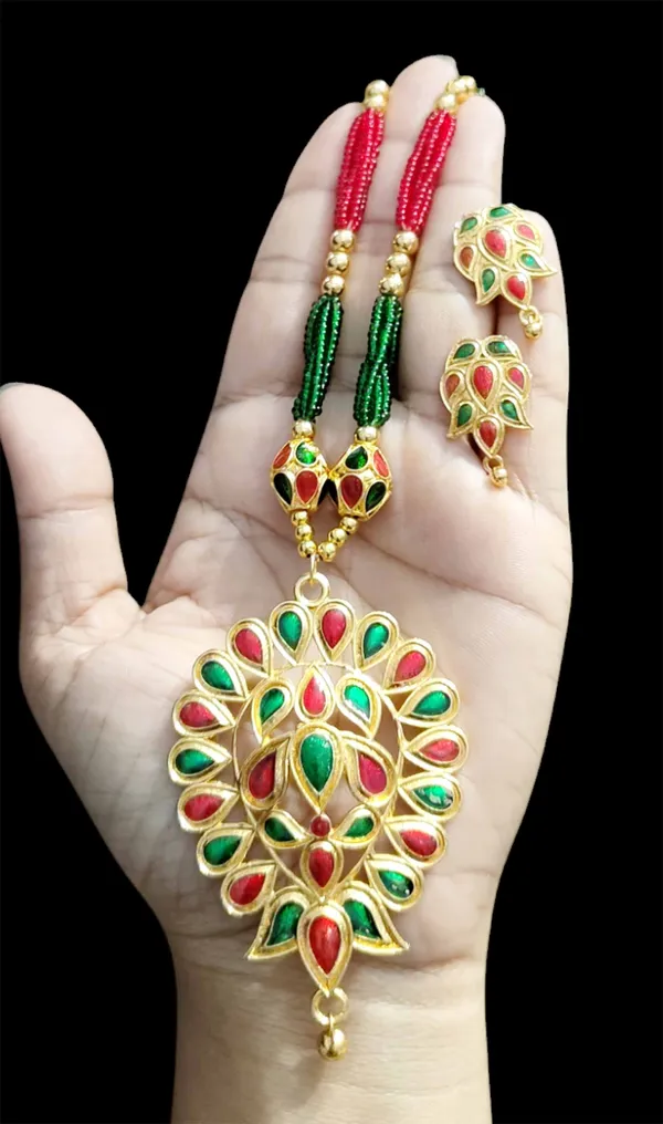 Assamese_Traditional_Red_Green_Dugdugi_Monimala_Tassel_Jewellery_Set
