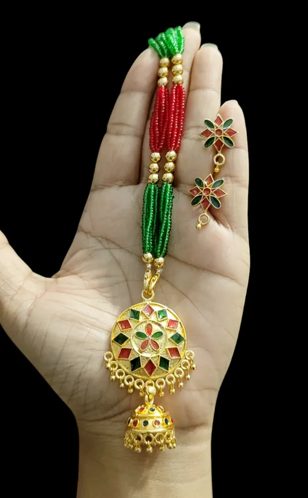 Assamese_Traditional_Red_Green_Small_Japi_With_Tassel_Jewellery_Set