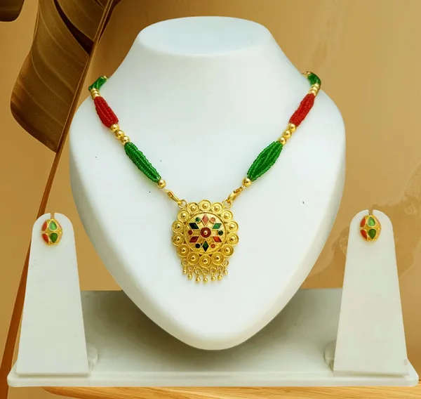 Assamese_Traditional_Red_Green_Small_Japi_Jewellery_Set