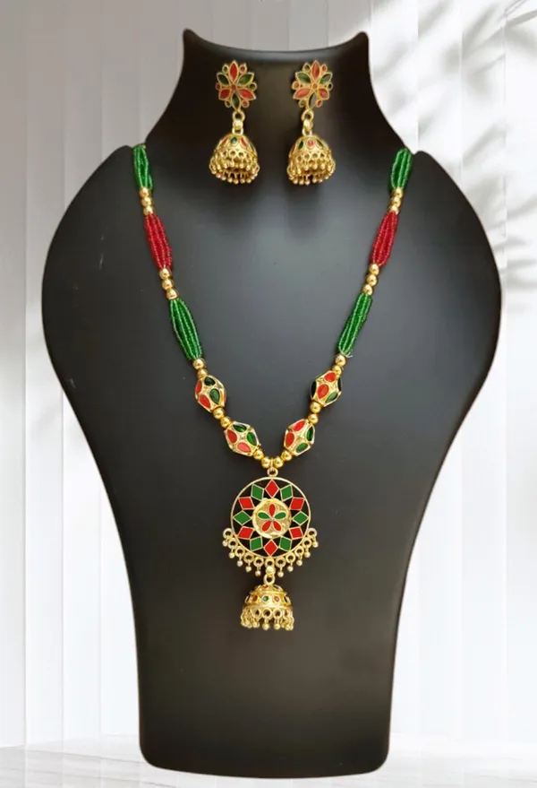 Assamese_Traditional_Red_Green_Small_Japi_With_4_Monimala_Tassel_Jewellery_Set