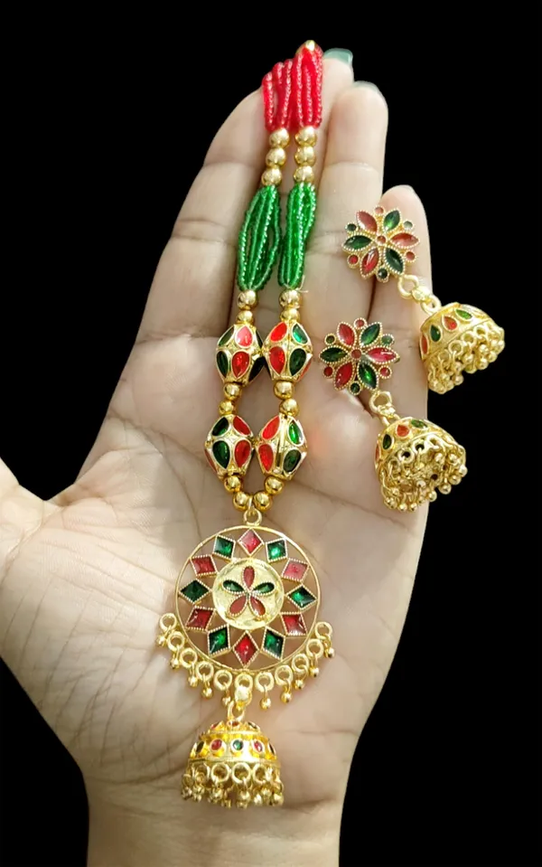 Assamese_Traditional_Red_Green_Small_Japi_With_4_Monimala_Tassel_Jewellery_Set